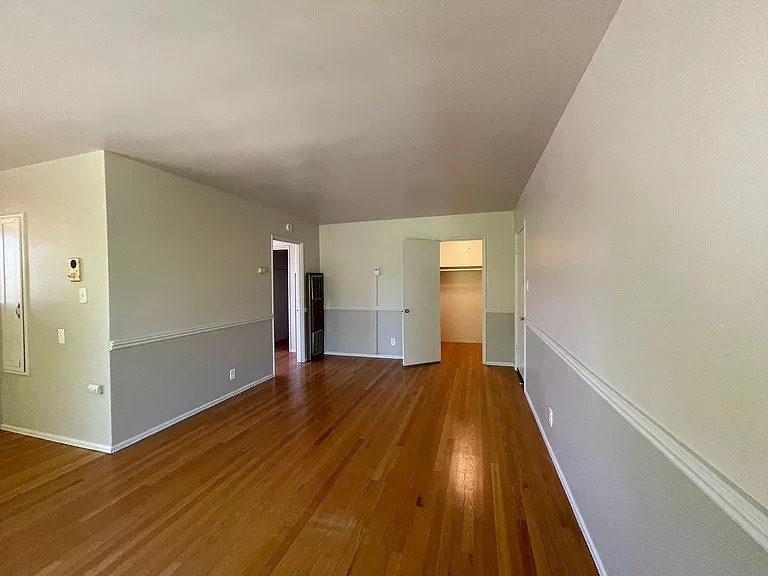 5488 Carlson Dr #&-5492 — Photo 8