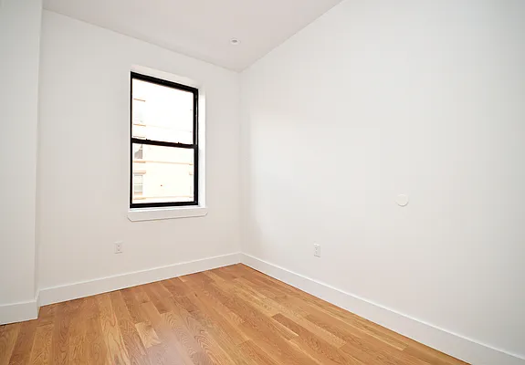 Rented by Simply Brooklyn Realty Inc | media 30