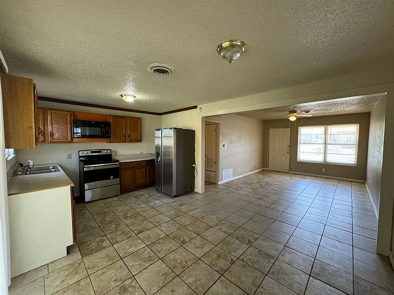3203 Zephyr Rd — Photo 5