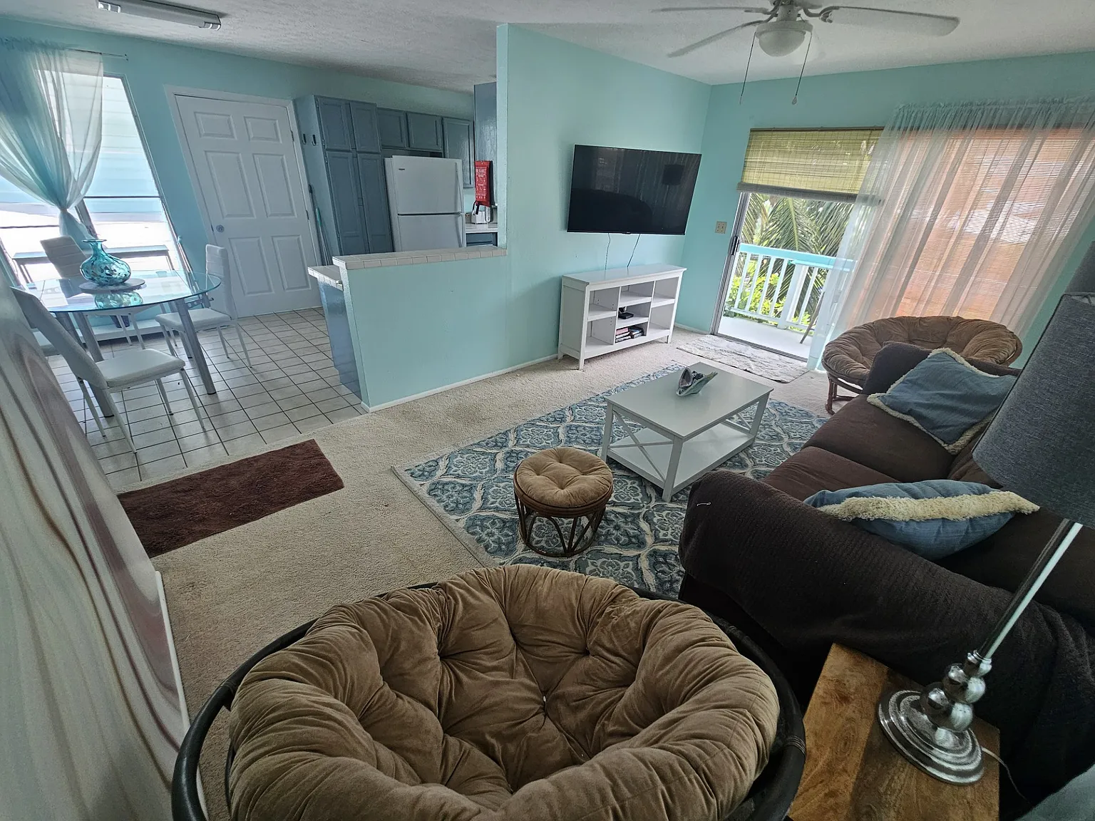 3 bed, 1.5 bath, 960 sqft, $3,400 — Photo 4