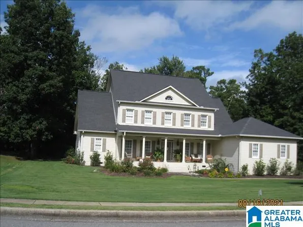 585 Laura Ln NE, Jacksonville, AL 36265