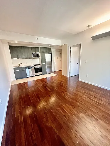 573 W 161st St #2DD Photo 1