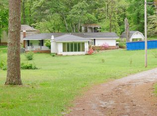 28 Sparks Dr, Laceys Spring, AL 35754