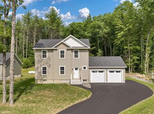30 Hayes Hill Rd, Rochester, NH 03867