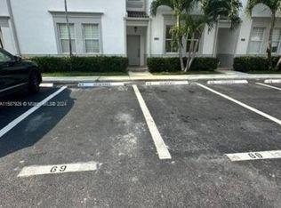 15789 SW 41st St #69, Hollywood, FL 33027