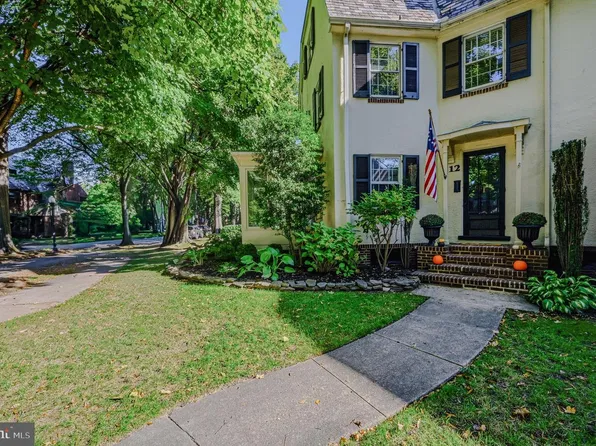 12 Crawford Cir, Wilmington, DE 19805