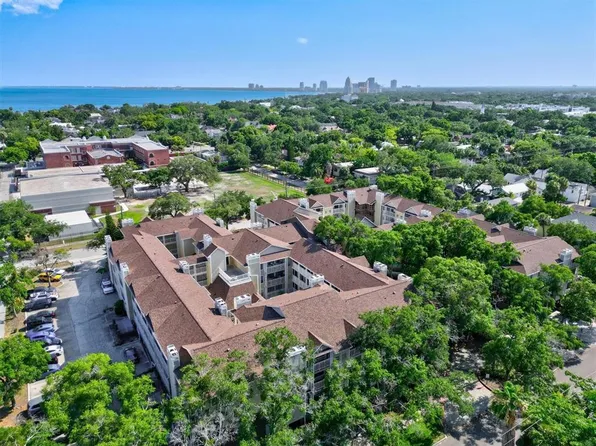 1000 W Horatio St APT 319, Tampa, FL 33606