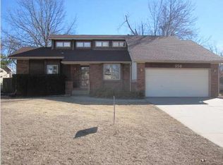 358 N Milstead St, Wichita, KS 67212
