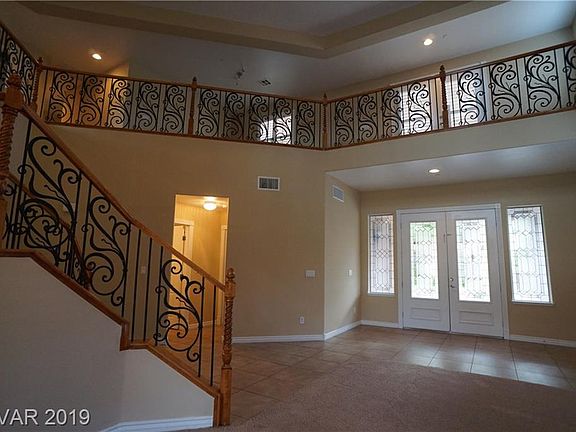 3rd image of 8131 Dolce Flore Ave