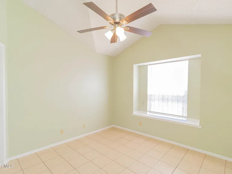 12056 Bellows Ct — Photo 21