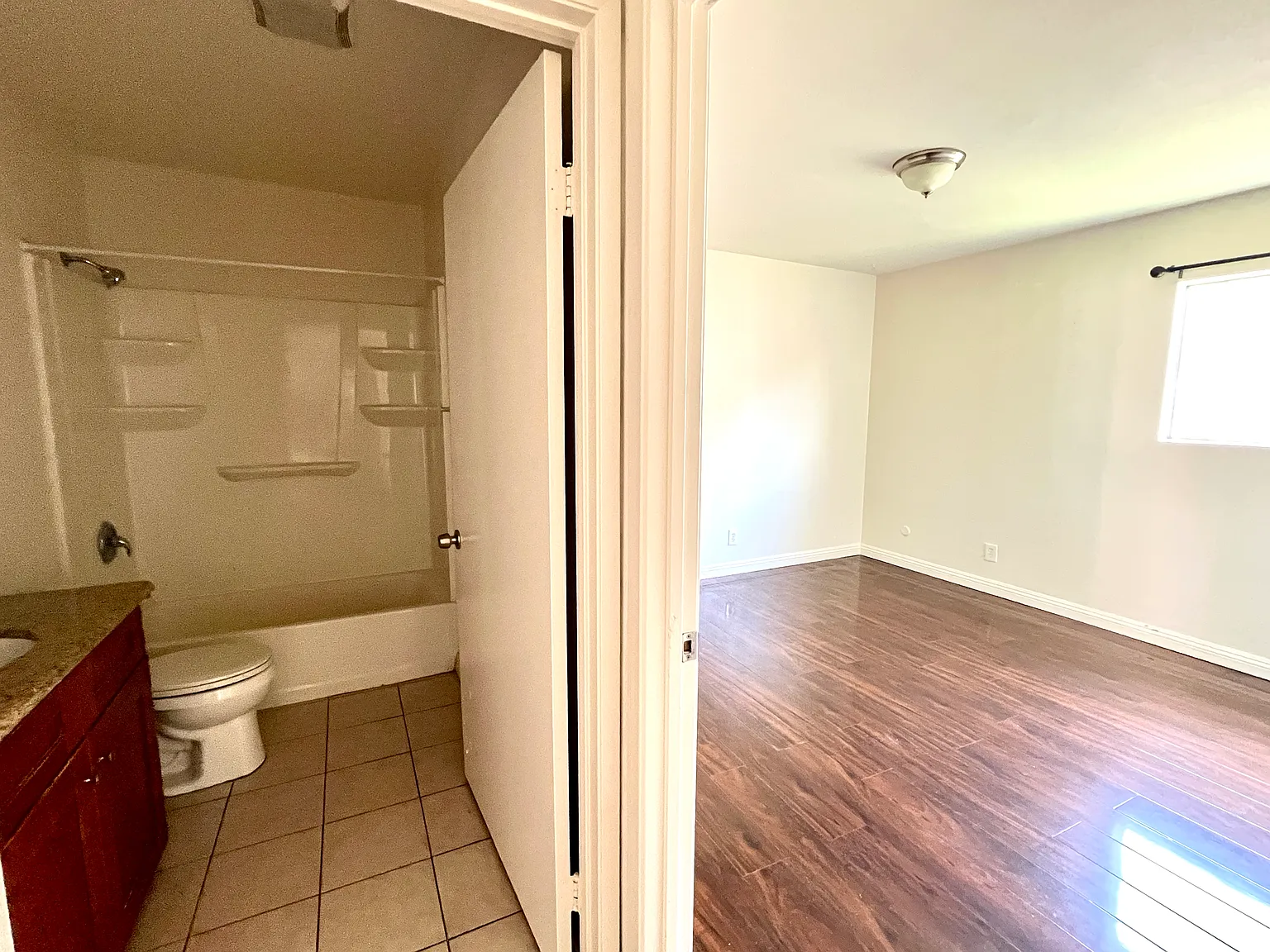 2 bed, 1000 sqft, $2,400 — Photo 3