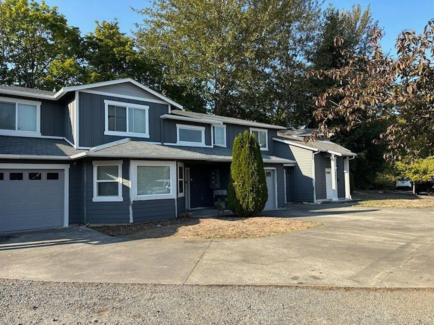508 10th Street SE — Photo 1