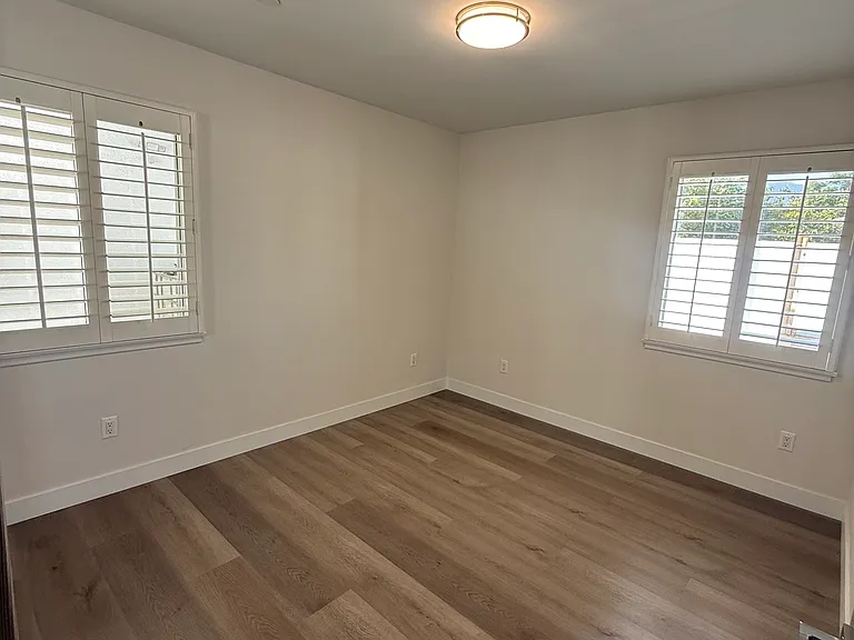 14437 Astoria St — Photo 6
