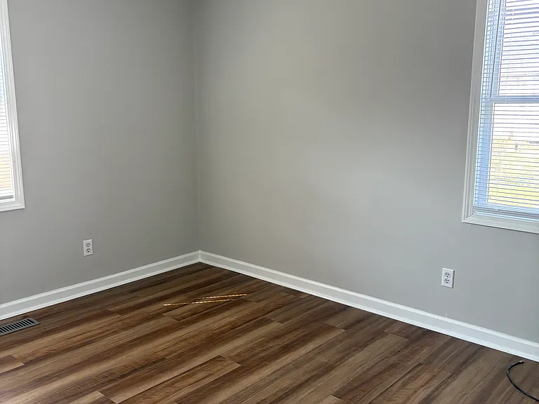 510 W Vine St — Photo 6