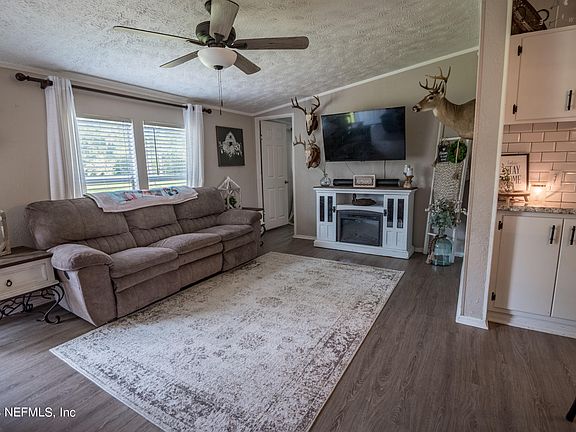 5th image of 10720 SE 46TH Lane