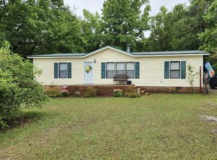 10480 Dorset Dr, Laurinburg, NC 28352
