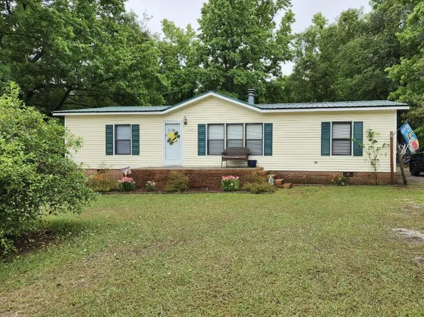 10480 Dorset Drive, Laurel Hill, NC 28351