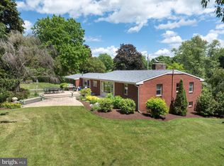 629 Beaumont Dr, State College, PA 16801