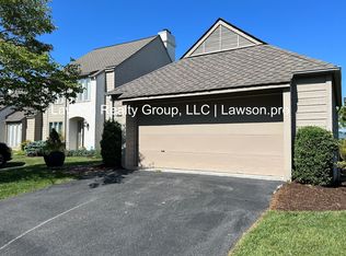 4948 Hunting Hills Cir, Roanoke, VA 24018