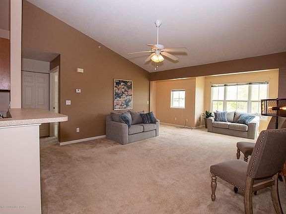 5th image of 12907 Townsend Dr APT 511