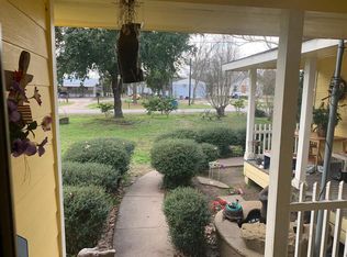 1422 22nd St, Hempstead, TX 77445