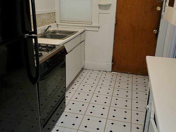 2nd image of 16516 Endora Rd APT 4