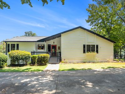 5110 W Shore Dr SW, Conyers, GA, 30094
