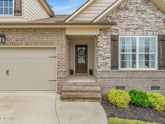 2nd image of 3736 Parker Harrison Way