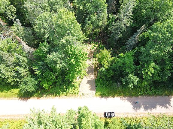 2nd image of 4 Smith Rd
