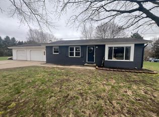 275 Lizzie St, Hesperia, MI 49421