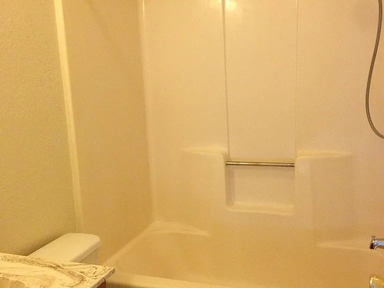 232 Craddock Ave — Photo 10