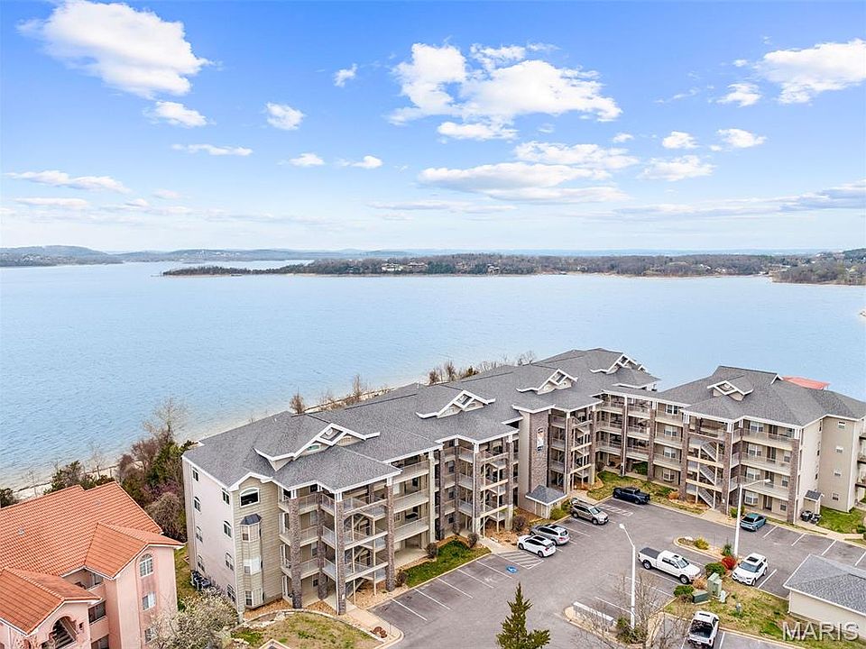 1st image of 680 Emerald Pointe Dr #1