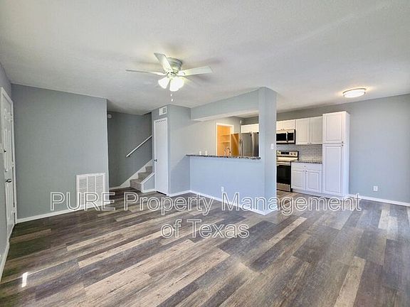 4th image of 5808 Wellington Dr APT 1