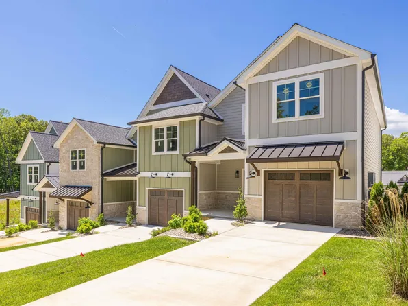 790 Eagle Rest Dr, Grand Rivers, KY 42045