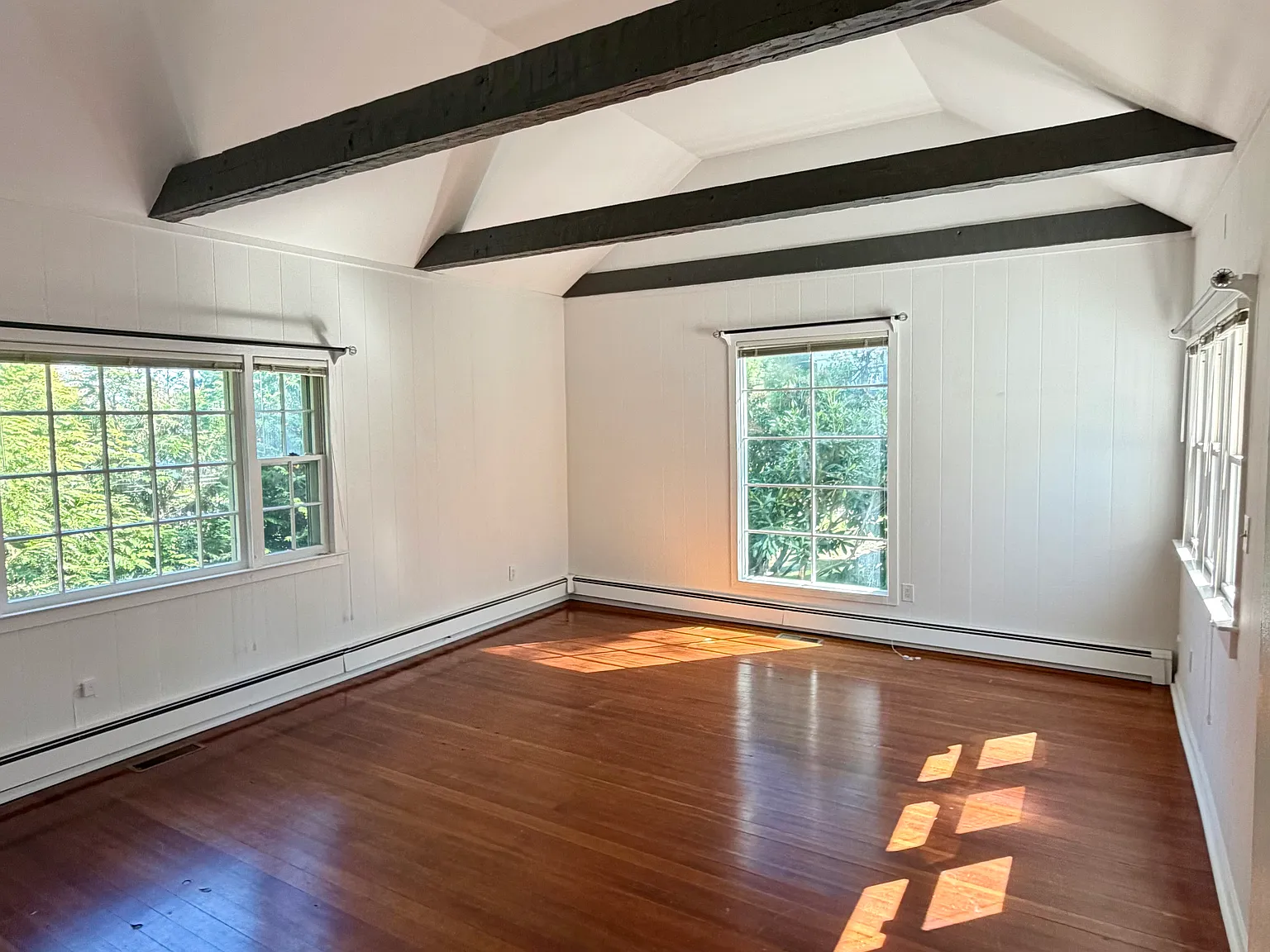 3 bed, 1651 sqft, $6,950 — Photo 3
