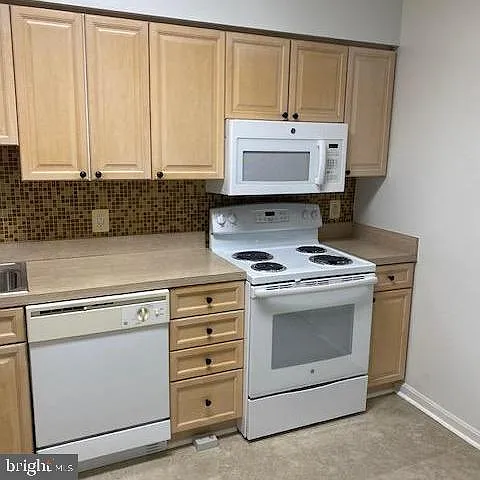 3005 S Leisure World Blvd #523 — Photo 18
