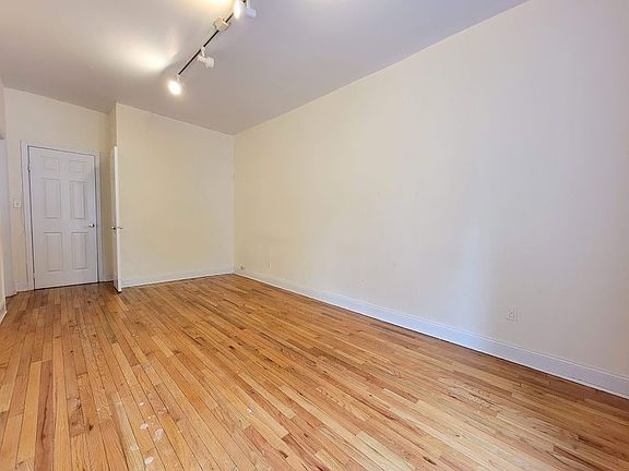 4th image of 251 W 81st St APT 2E