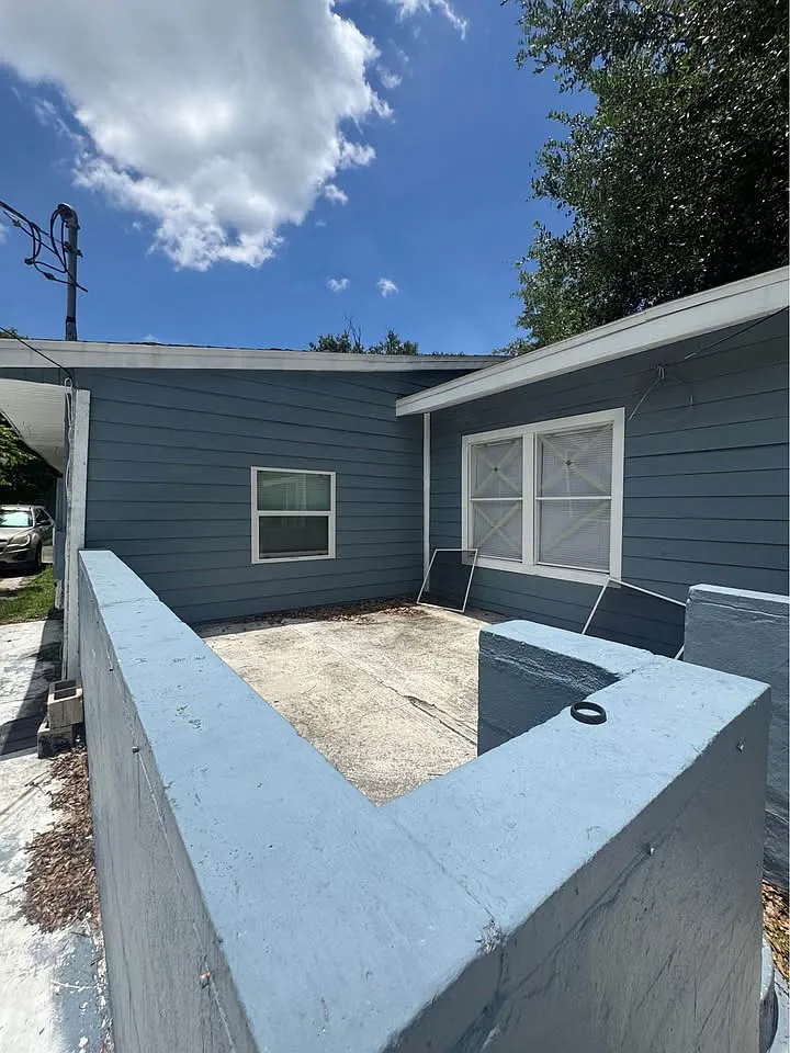 2 bed, 900 sqft, $1,275 — Photo 3