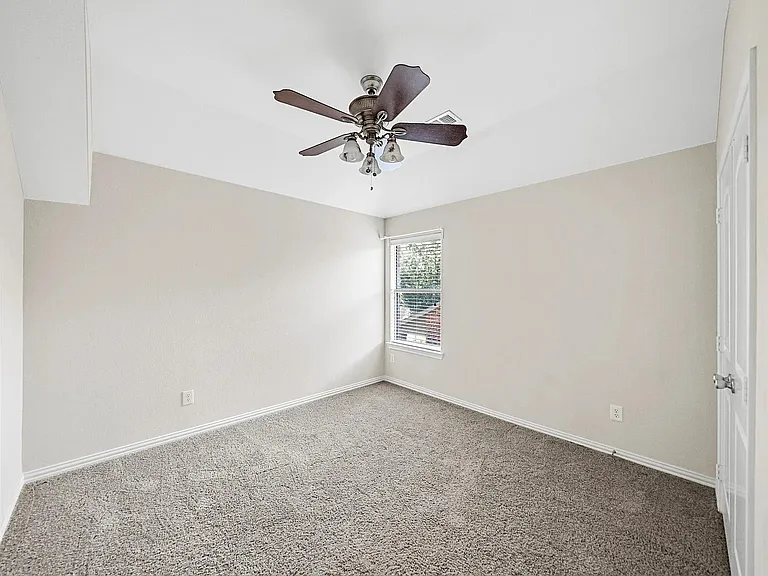 2861 Laurel Oak Dr — Photo 14