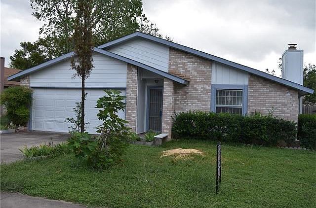 1st image of 1742 Cricket Hollow Dr