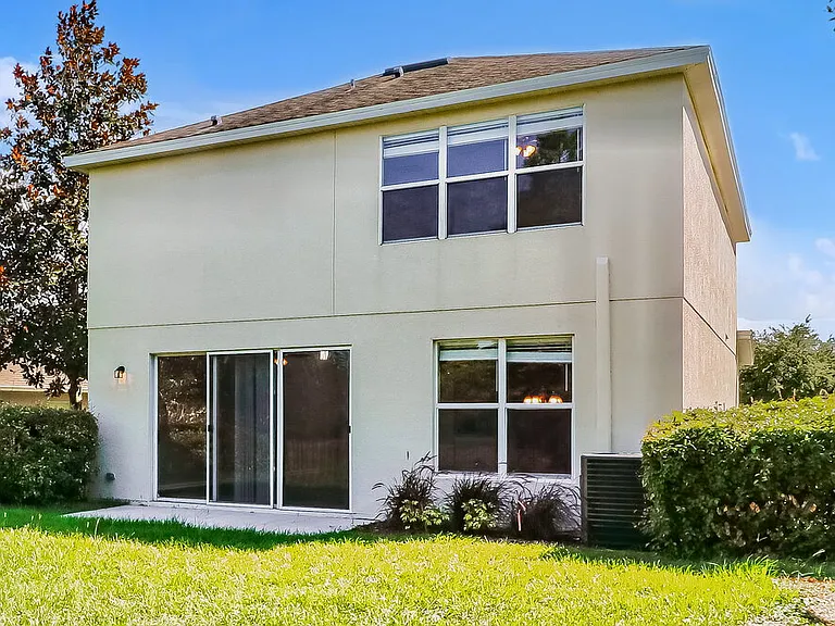 13945 Crater Cir — Photo 17