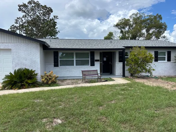 977 E Normandy Blvd, Deltona, FL 32725