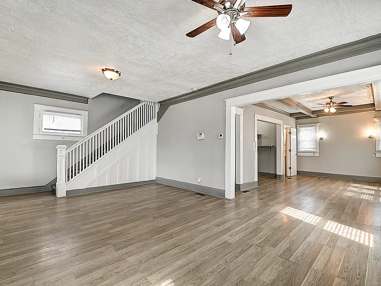 2915 N Talbott St — Photo 5