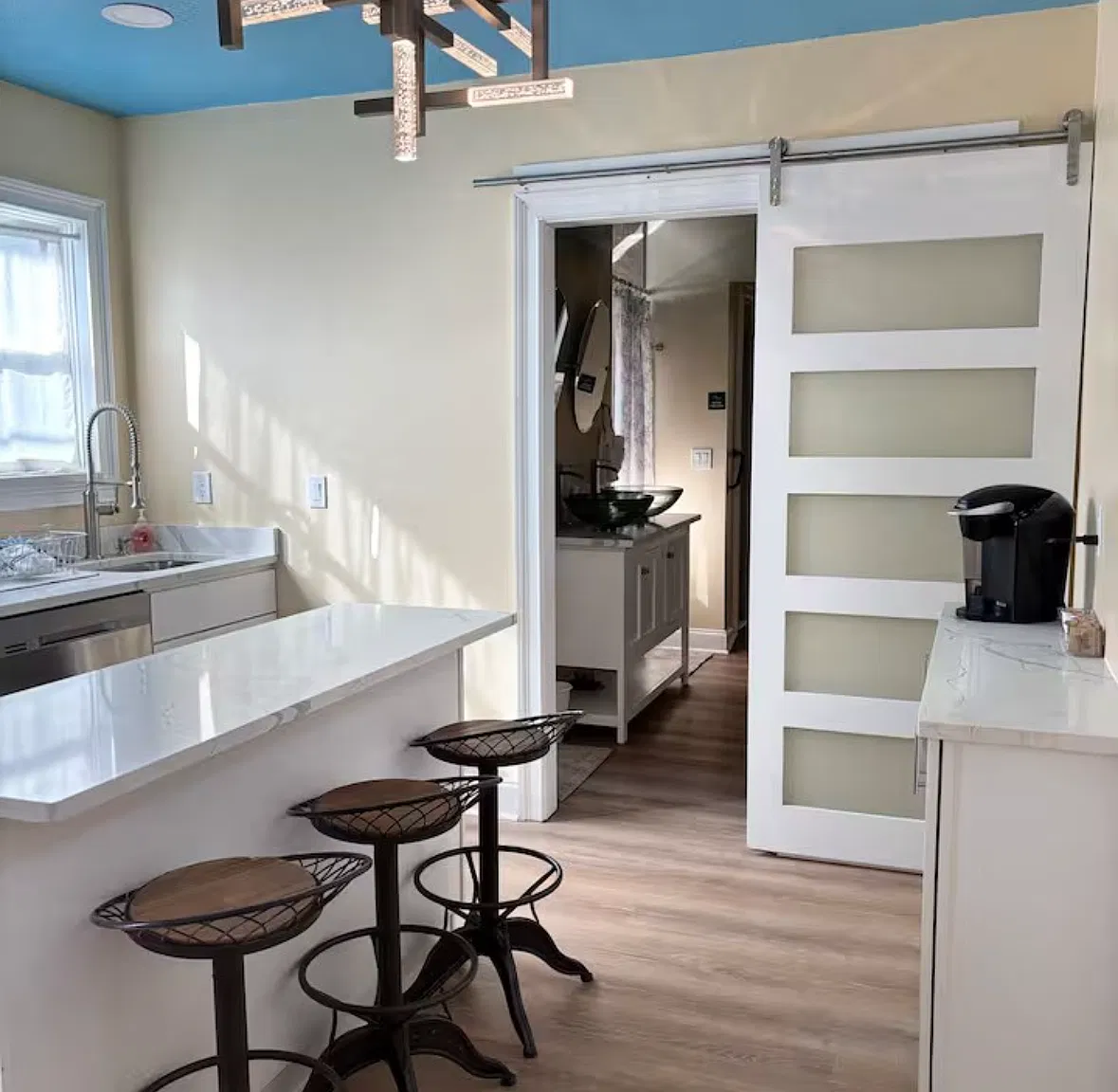 1 bed, 512 sqft, $1,950 — Photo 3