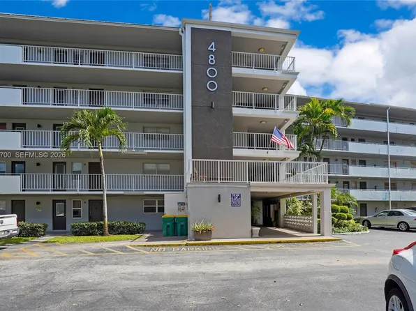 4800 Hillcrest Ln APT 402, Hollywood, FL 33021