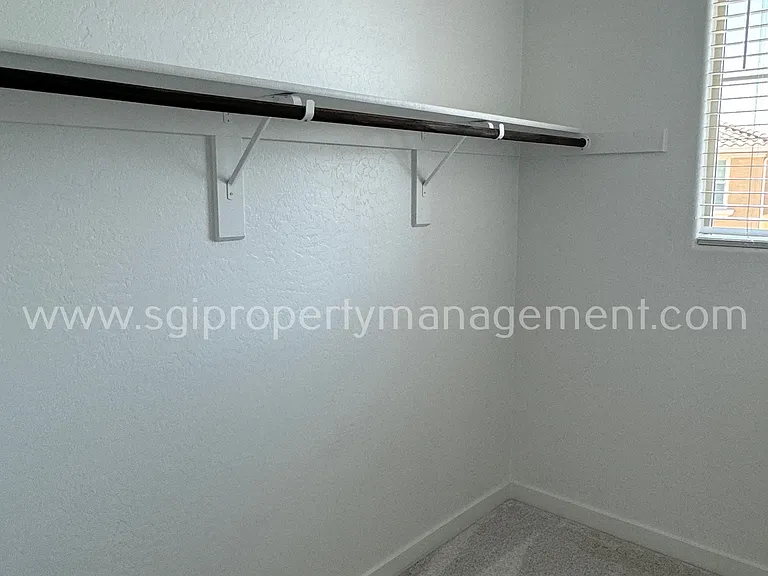 644 S Heron Ln — Photo 25