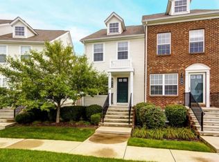 998 Hartford Village Blvd, Columbus, OH