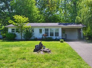 1004 N Prairie St, Bloomfield, MO 63825