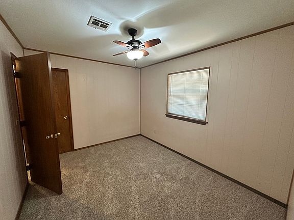 3rd image of 3112 Beechwood Dr