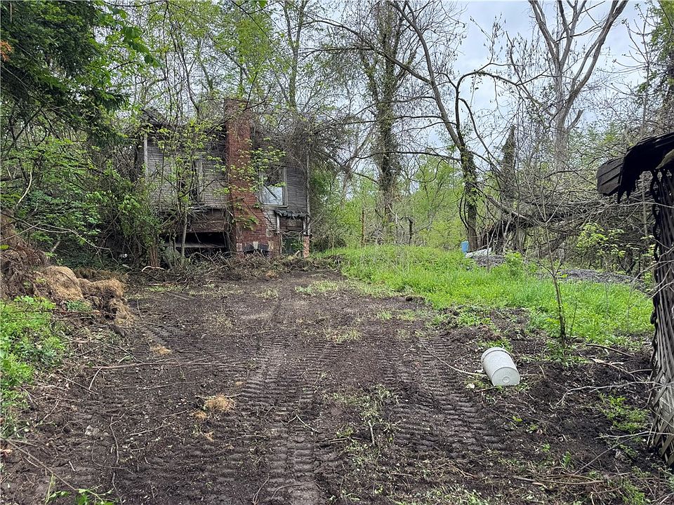 1st image of 50 Terrace Dr